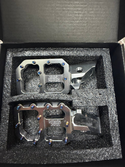 CNC Titanium Ultra Bee Pegs